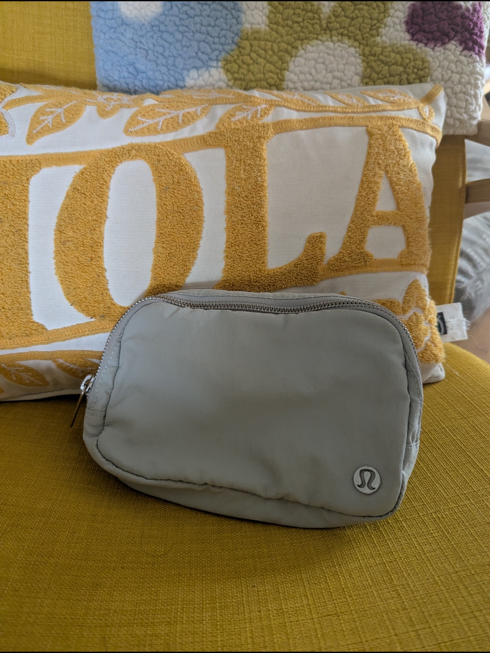 lululemon athletica Light Gray Zip Pull Pouch